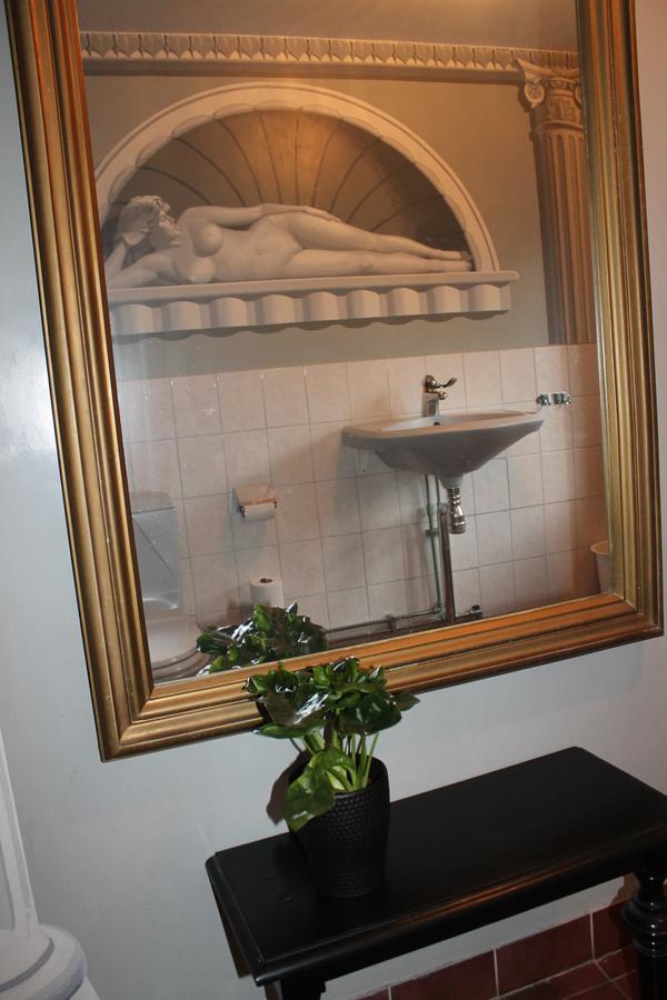 Hotell Mikaelsgarden วอร์โกดา ภายนอก รูปภาพ